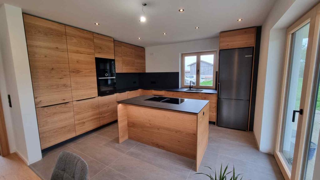 20250926 165414 1024x576