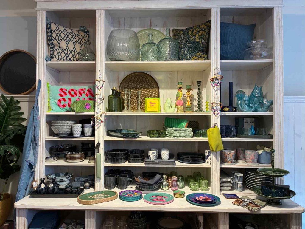 Bild Regal 1 1024x768